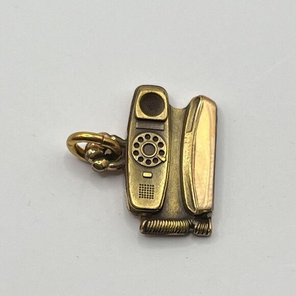 VINTAGE 1/1 10K Gold Filled Illinois Bell Systems Touch Tone Phone Award Charm - Picture 1 of 3